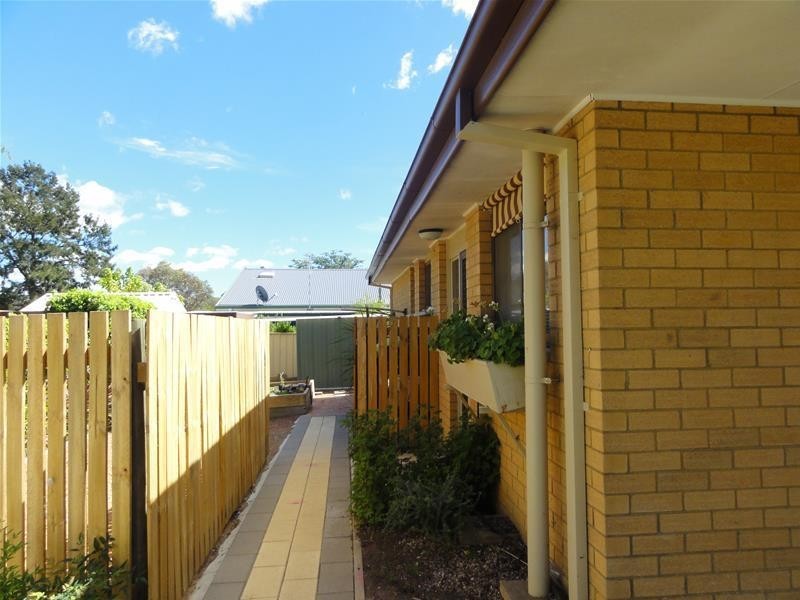 13 Warby Place, Charnwood ACT 2615