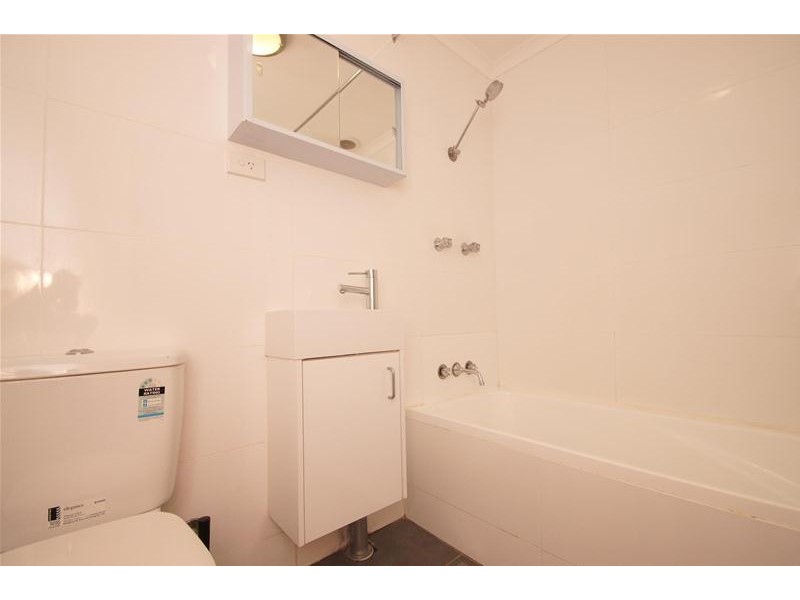 1A/111 Knox Street, Watson ACT 2602