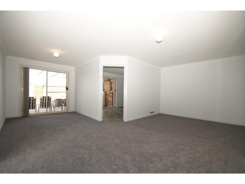 16/6 Blackett Crescent, Greenway ACT 2900