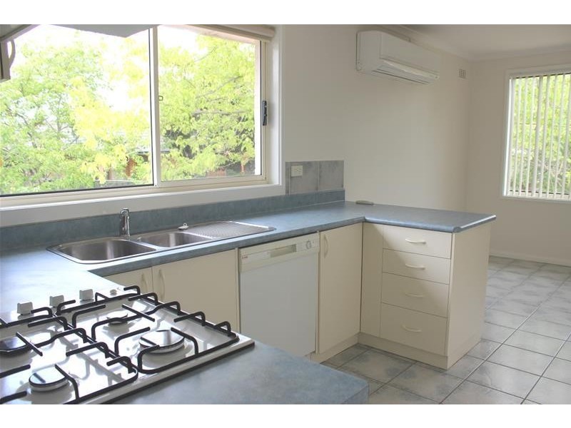 28 Ingamells Street, Garran ACT 2605