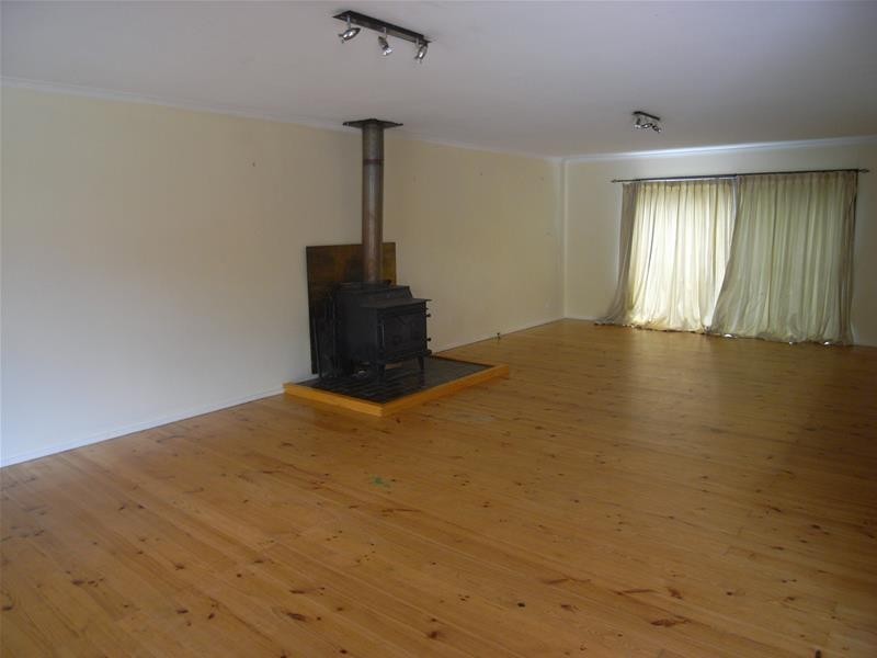 4 Kingham Place, Charnwood ACT 2615