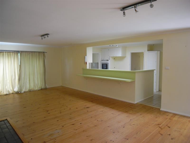 4 Kingham Place, Charnwood ACT 2615