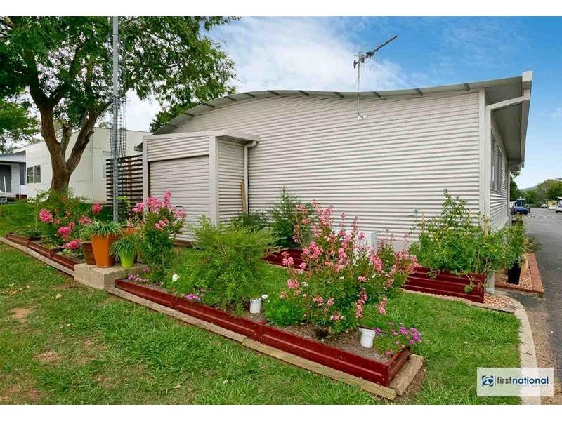 30/6th Avenue Southside Village 250 Canberra Avenue, Symonston ACT 2609