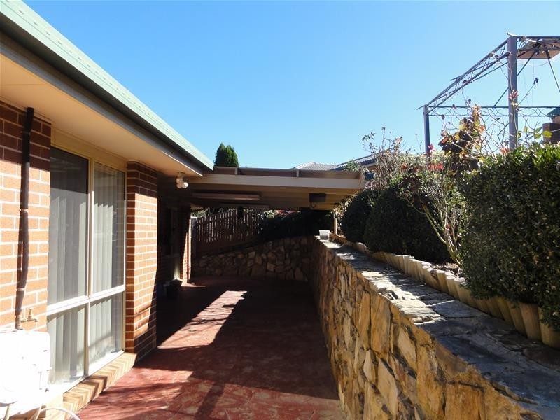 10 Burrumarra Avenue, Ngunnawal ACT 2913