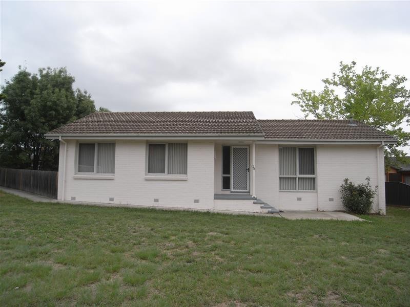 28 Ingamells Street, Garran ACT 2605