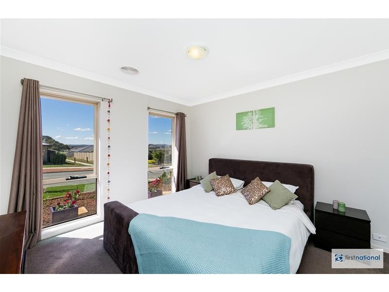 17 Renfree Street, Casey ACT 2913