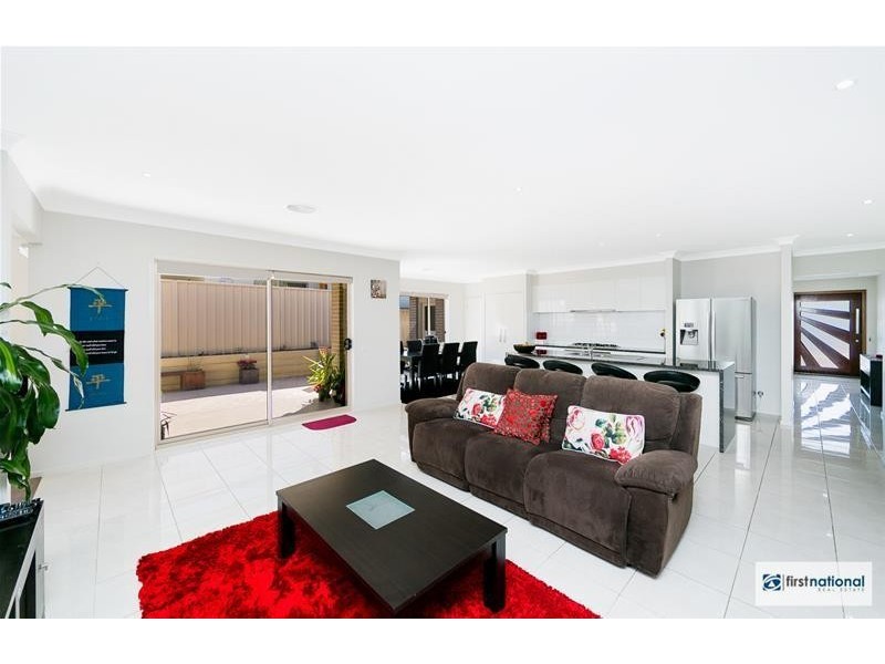 17 Renfree Street, Casey ACT 2913