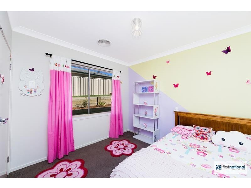 17 Renfree Street, Casey ACT 2913