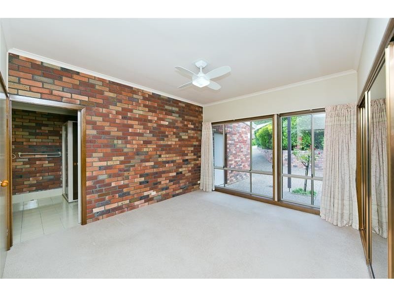 25 Maclagen Street, Isaacs ACT 2607