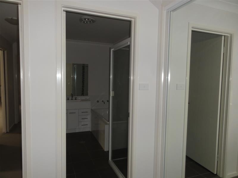 23 Eric De Salis Street, Macgregor ACT 2615