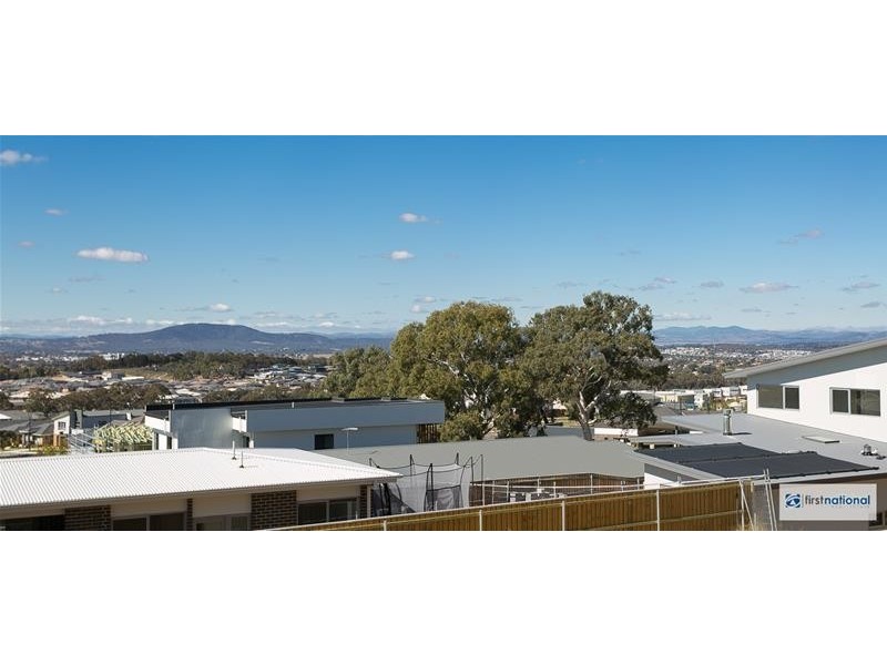 61 Hyslop Crescent, Casey ACT 2913