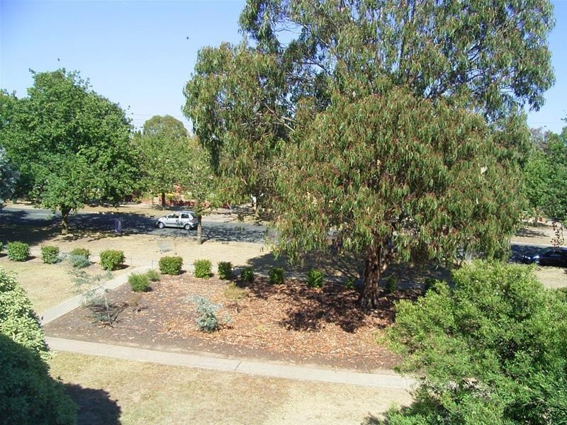 52c/58 Wattle Street, Lyneham ACT 2602