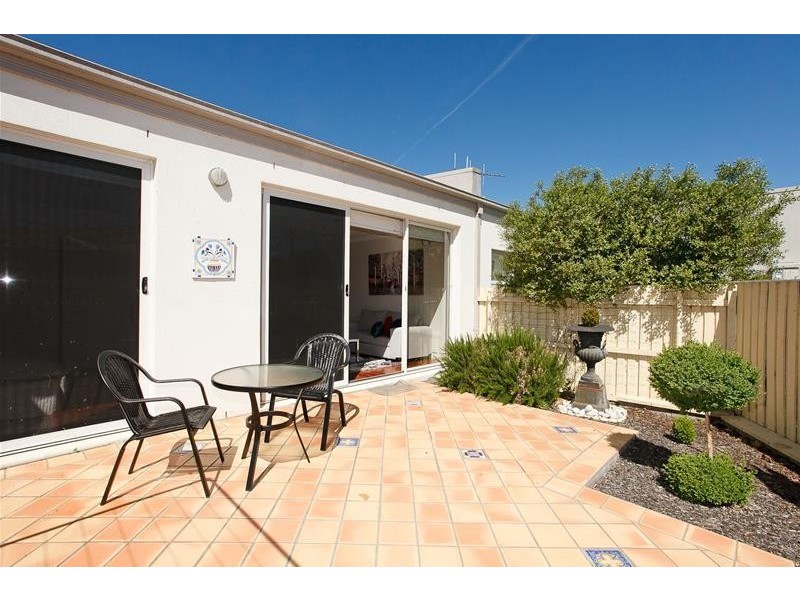 7/31 Tallara Parkway, Narrabundah ACT 2604