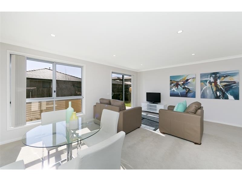 3B Deeble  Street, Forde ACT 2914