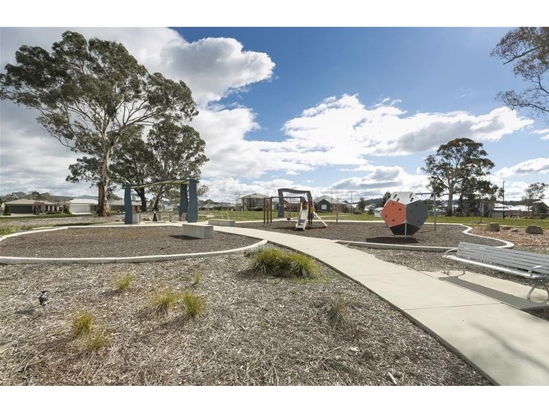 3B Deeble  Street, Forde ACT 2914