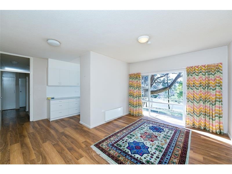 1/27 Mackennal Street, Lyneham ACT 2602