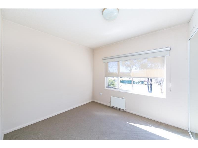 1/27 Mackennal Street, Lyneham ACT 2602