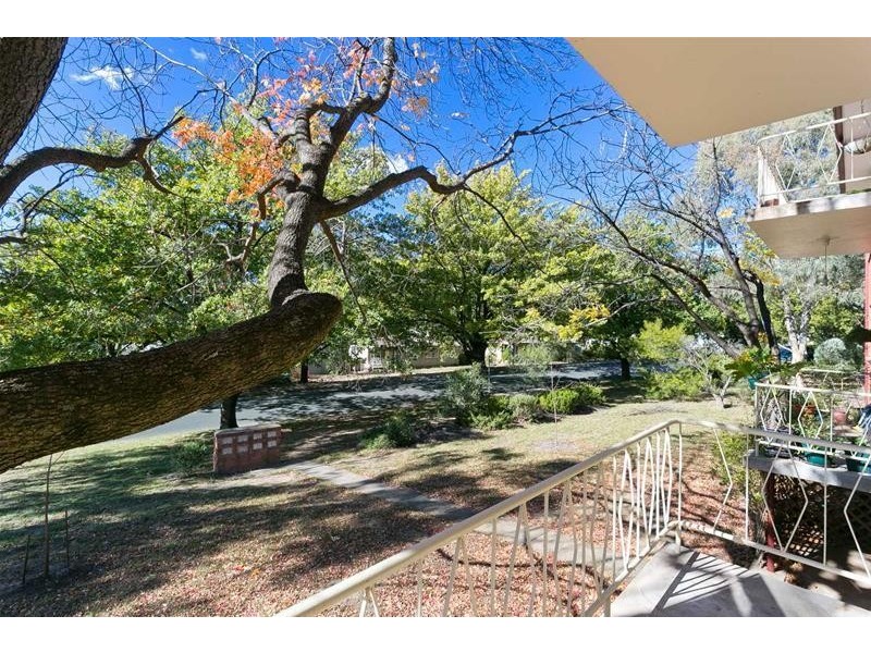 1/27 Mackennal Street, Lyneham ACT 2602