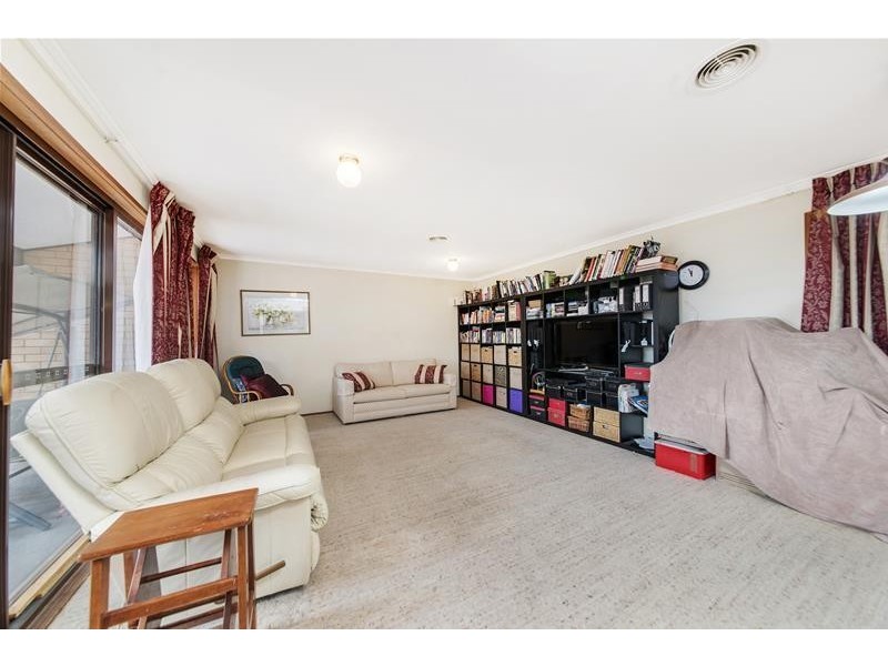 6 North Place, Charnwood ACT 2615