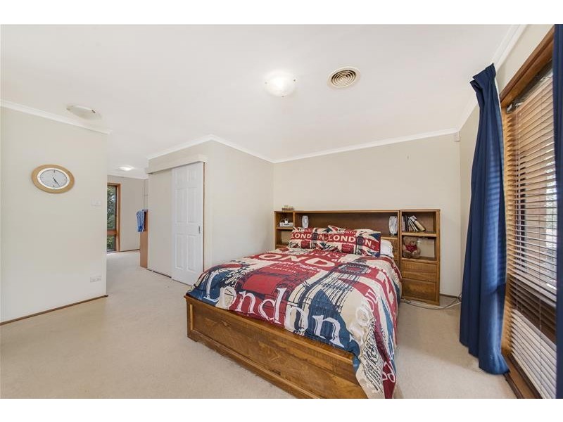 6 North Place, Charnwood ACT 2615