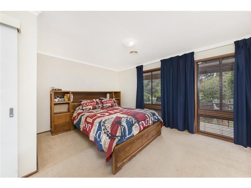 6 North Place, Charnwood ACT 2615