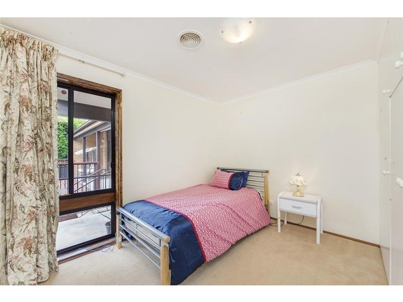 6 North Place, Charnwood ACT 2615