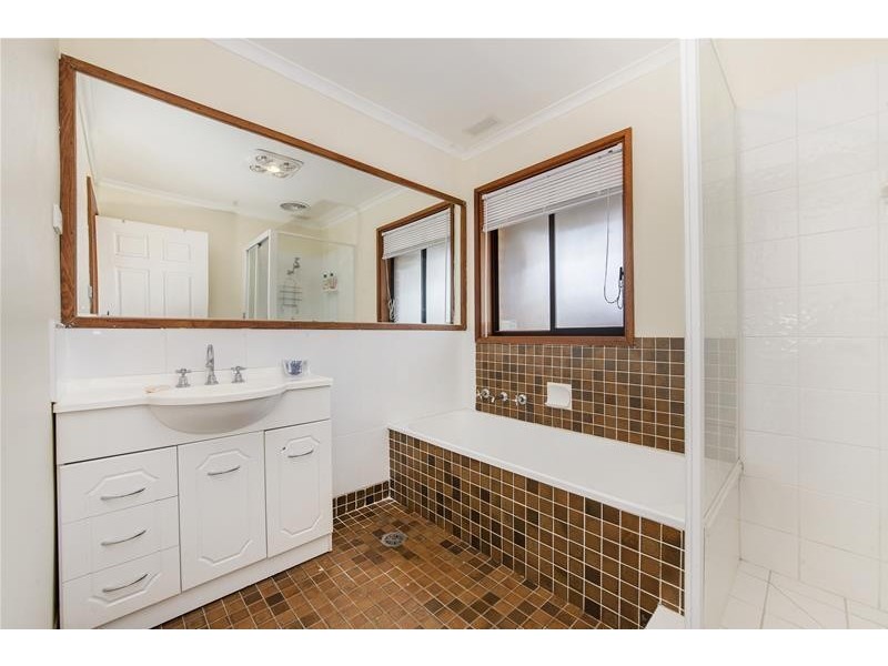 6 North Place, Charnwood ACT 2615