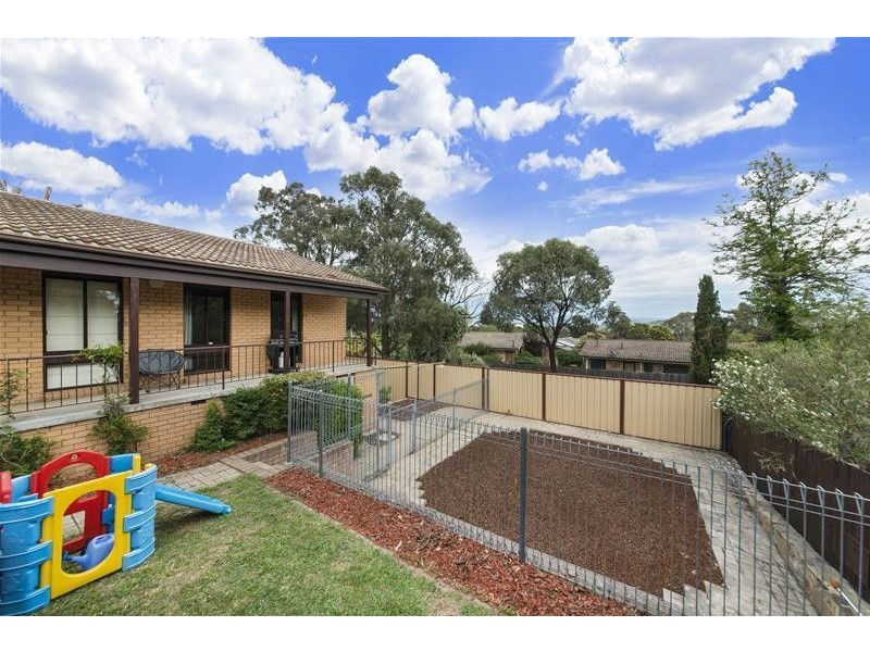 6 North Place, Charnwood ACT 2615