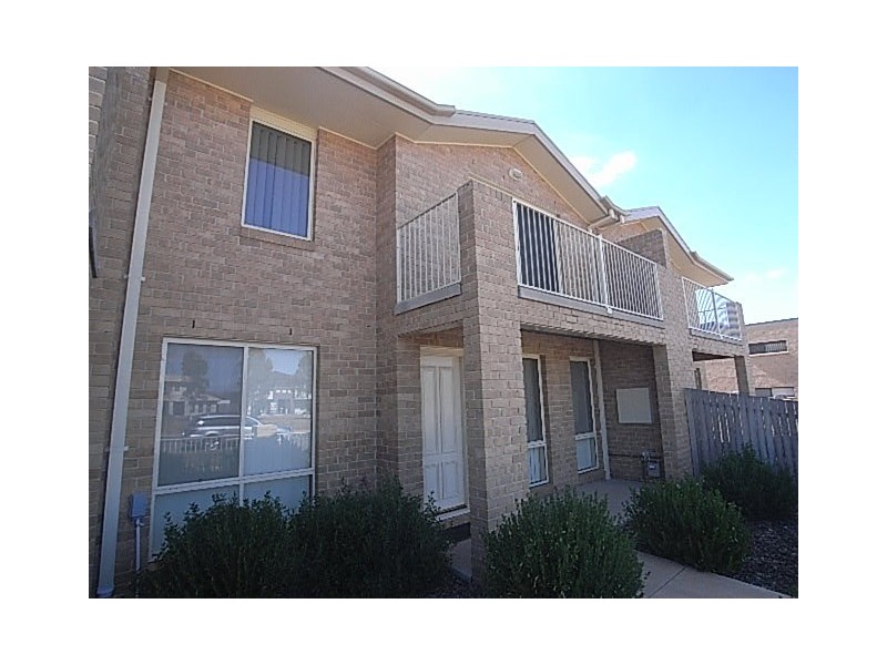 347 Anthony Rolfe Avenue, Gungahlin ACT 2912