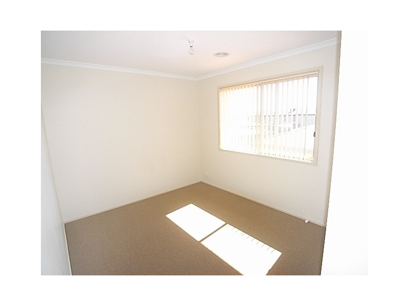 347 Anthony Rolfe Avenue, Gungahlin ACT 2912