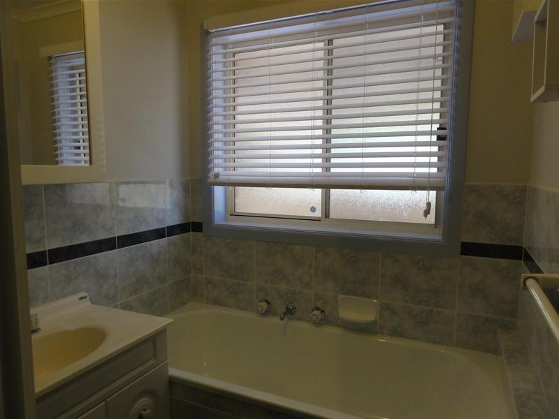 10 Burramarra Avenue, Ngunnawal ACT 2913