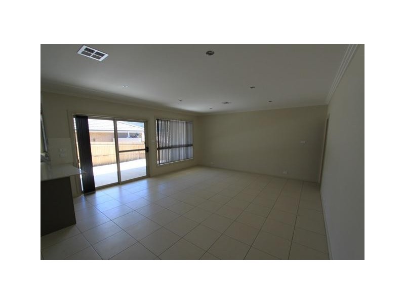 20 Don Bell Street, Bonner ACT 2914