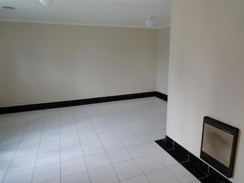 16 Skertchly Place, Florey ACT 2615