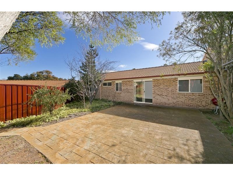 2/28 Ringrose Crescent, Isaacs ACT 2607