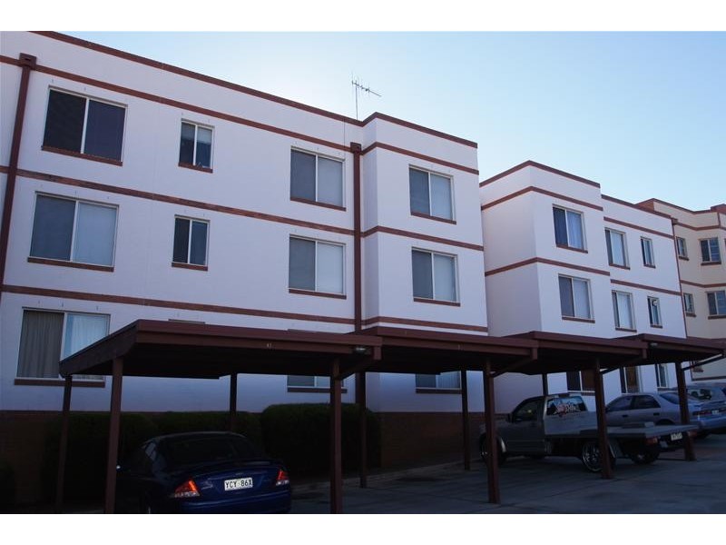 4/71 Port Jackson Circuit, Phillip ACT 2606