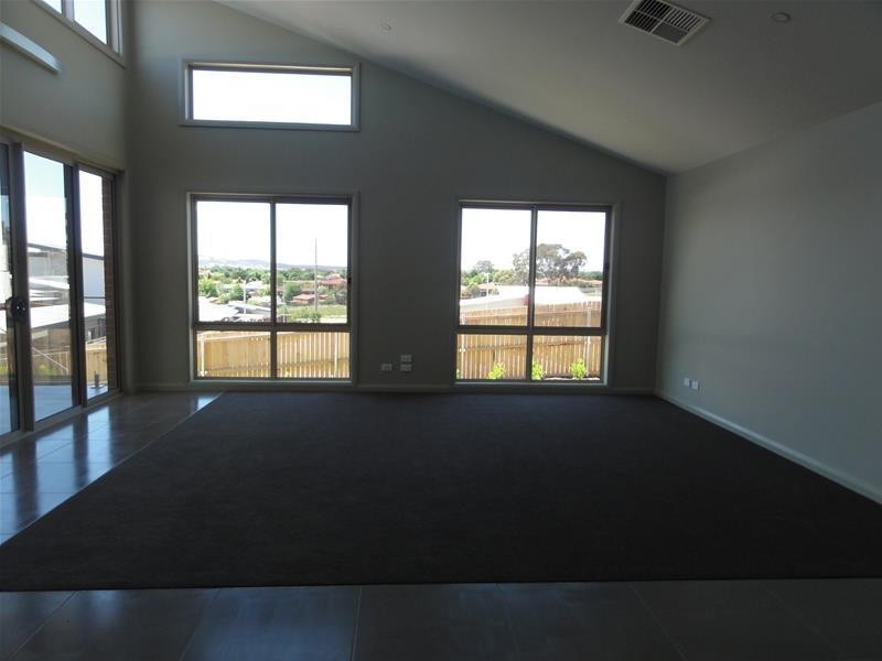 49 Keewong Street, Crace ACT 2911