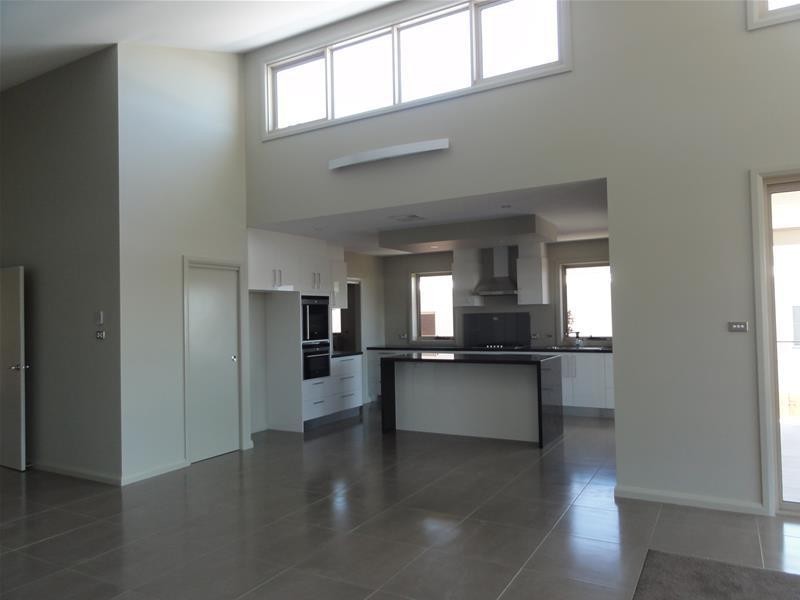 49 Keewong Street, Crace ACT 2911