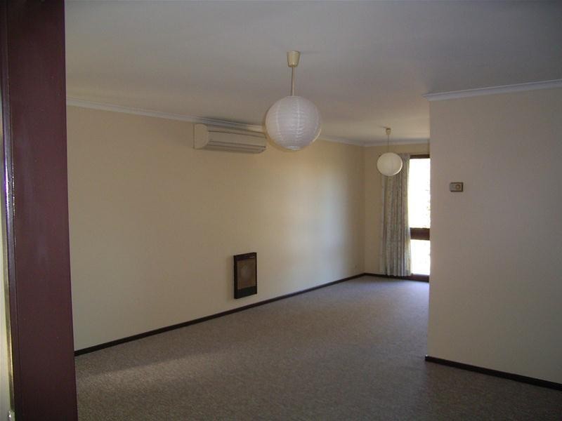 41 Fellows Street, Latham ACT 2615