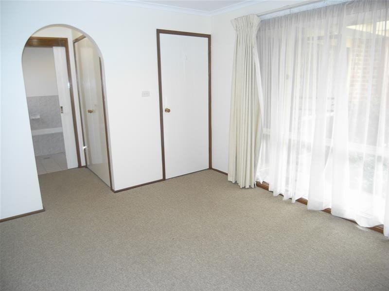 49 Collicott Circuit, Macquarie ACT 2614