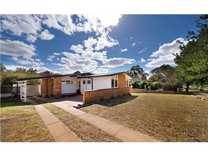 48 Stanley Street, Hackett ACT 2602