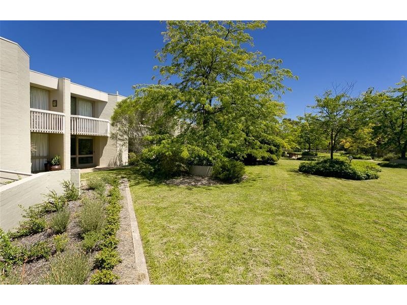 57 Darling Street, Barton ACT 2600