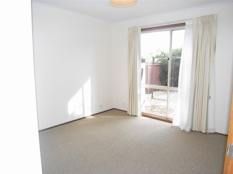 49 Collicott Circuit, Macquarie ACT 2614