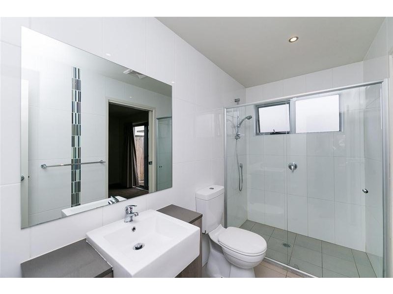 90/311 Flemington Road, Franklin ACT 2913