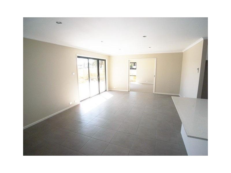 4 Keaney Street, Macgregor ACT 2615