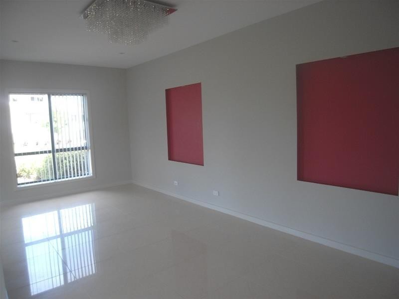 27 Ningaloo Street, Harrison ACT 2914