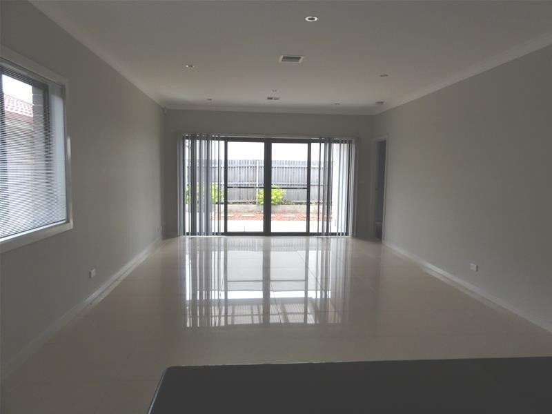 27 Ningaloo Street, Harrison ACT 2914