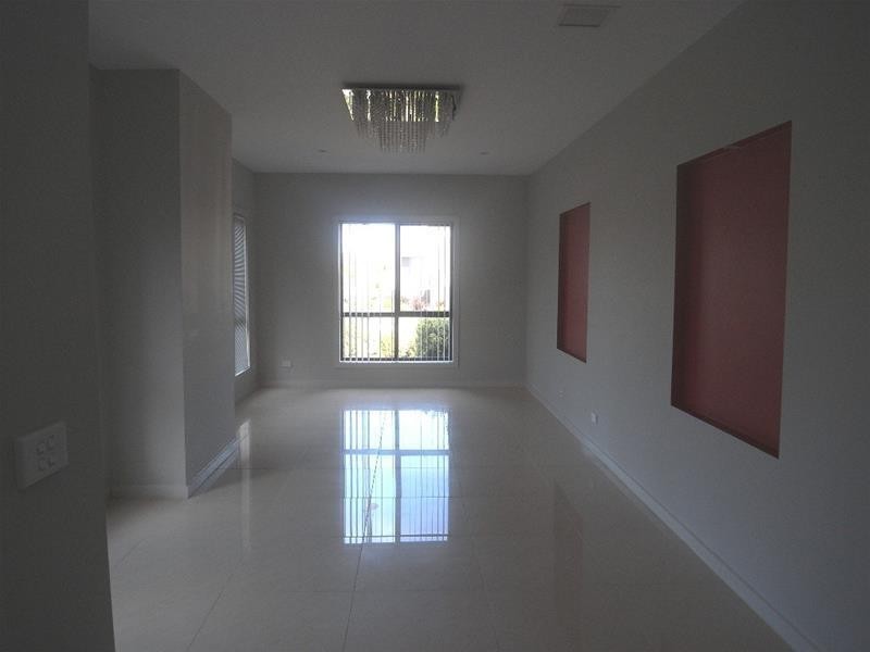 27 Ningaloo Street, Harrison ACT 2914