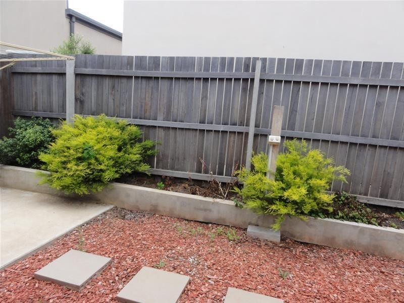 27 Ningaloo Street, Harrison ACT 2914