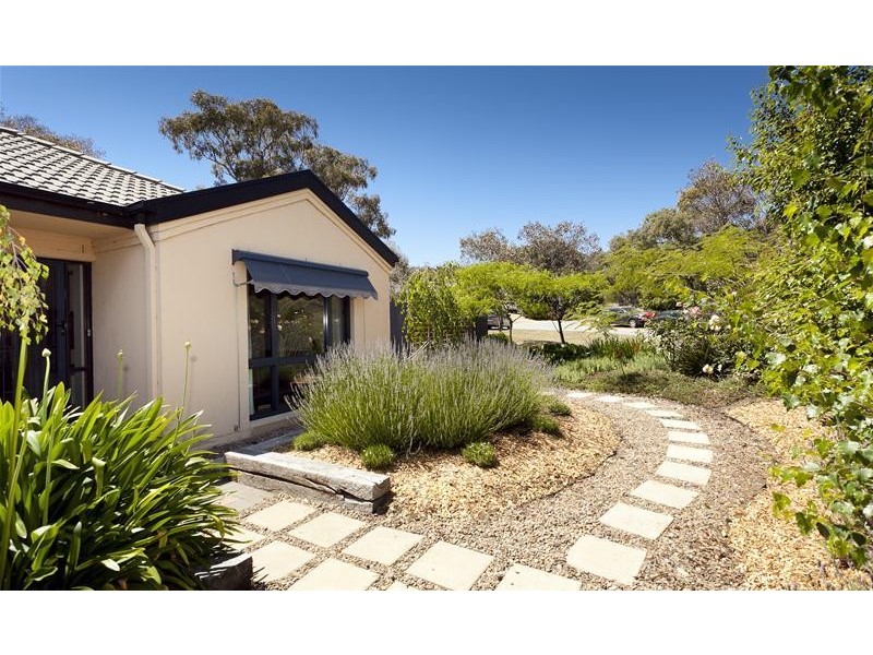 4 Burgan Grove, Jerrabomberra NSW 2619