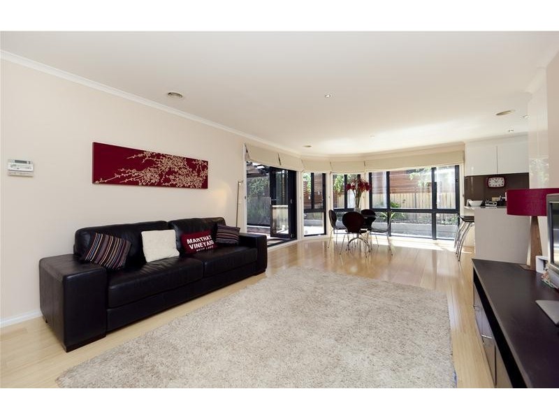 4 Burgan Grove, Jerrabomberra NSW 2619